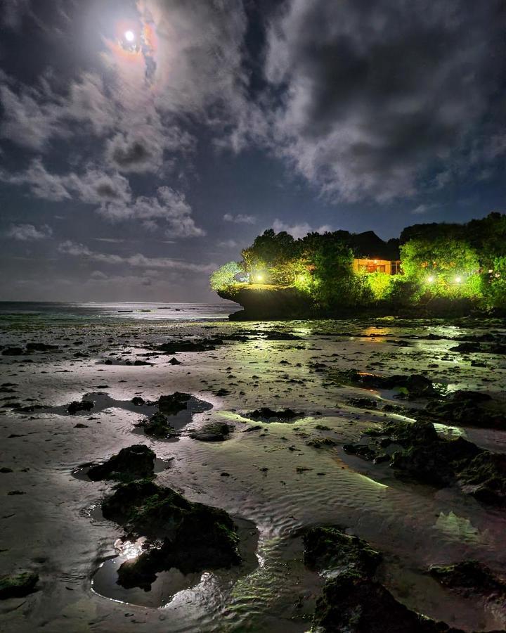 Karibu Beach Resort Pongwe Kültér fotó