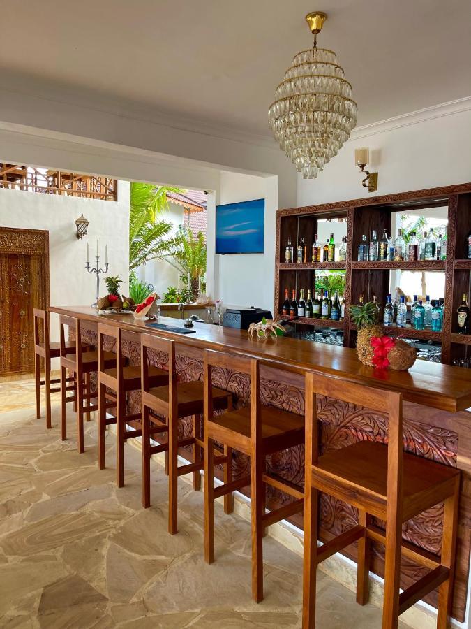 Karibu Beach Resort Pongwe Kültér fotó