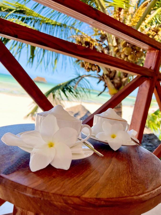 Karibu Beach Resort Pongwe Kültér fotó