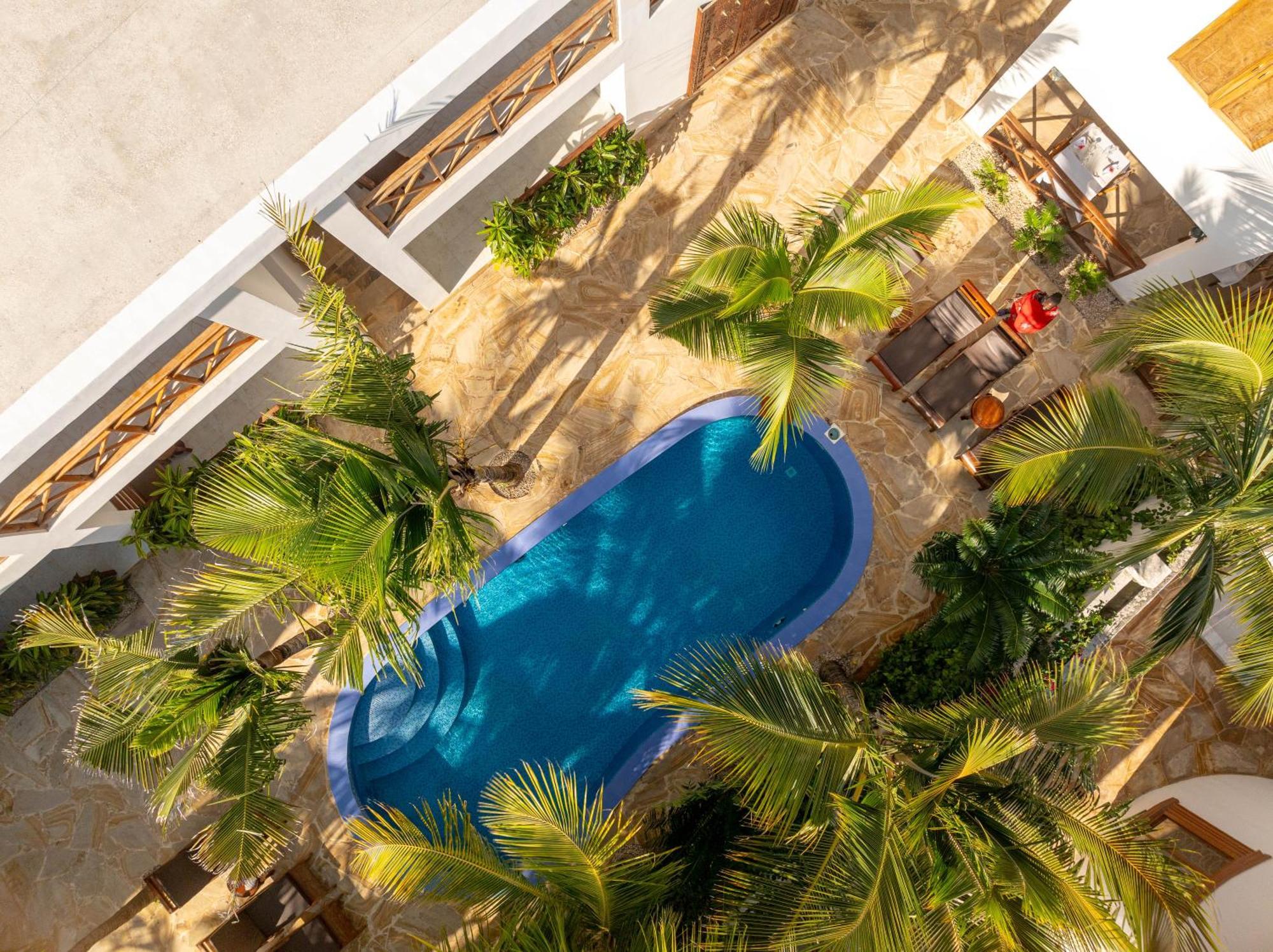 Karibu Beach Resort Pongwe Kültér fotó